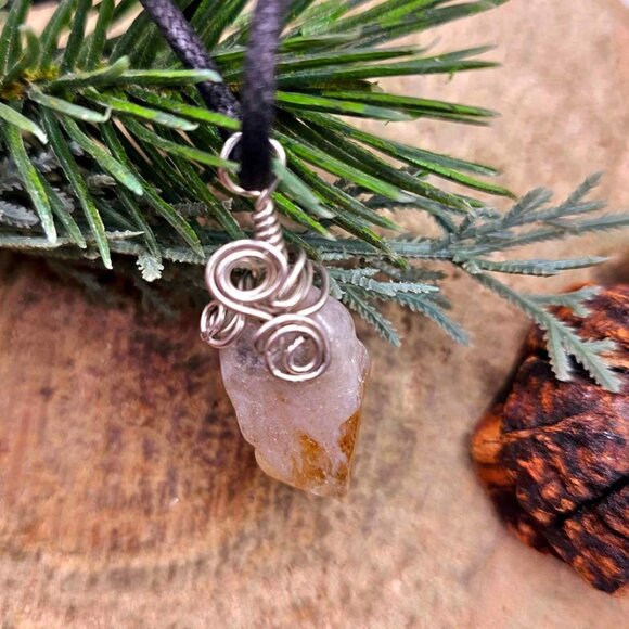 Nature Yellow Citrine Tooth Wire Wrapped Pendant Necklace - Picture 9 of 10